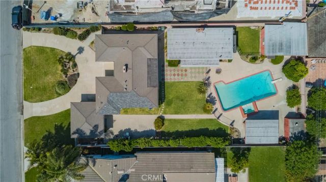 10252 Lesterford, Downey, CA 90241