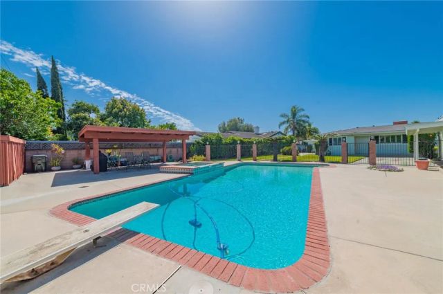 10252 Lesterford, Downey, CA 90241