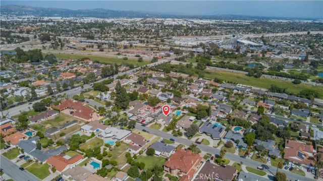 10252 Lesterford, Downey, CA 90241