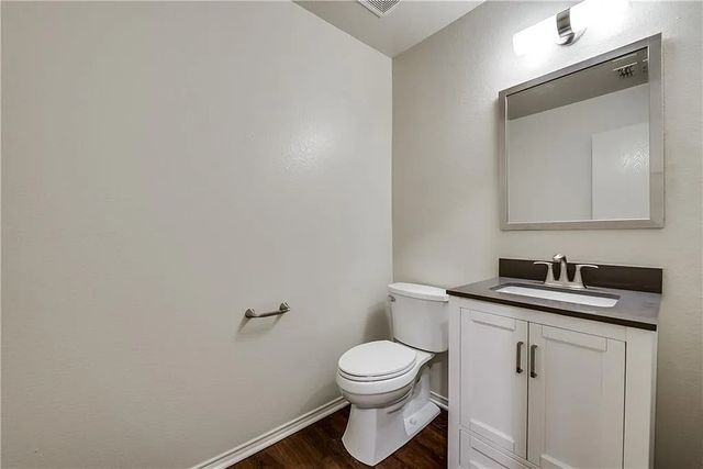1109 Boxwood Drive, Crowley, TX 76036