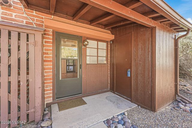 344 S Paseo Pena Apt B, Green Valley, AZ 85614