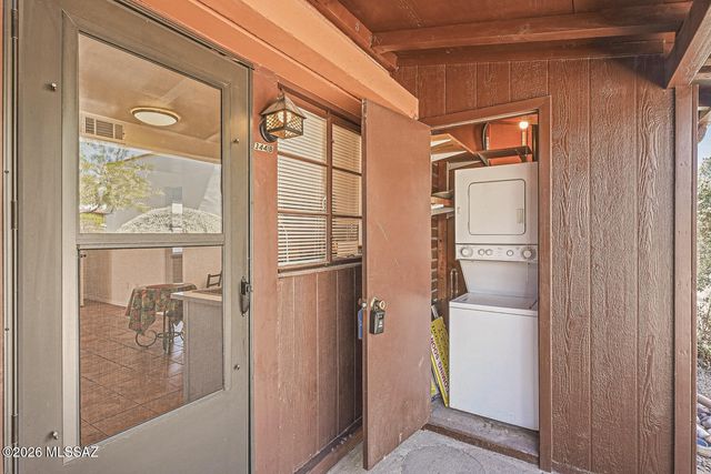 344 S Paseo Pena Apt B, Green Valley, AZ 85614