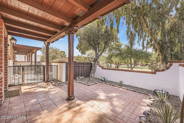 344 S Paseo Pena Apt B, Green Valley, AZ 85614