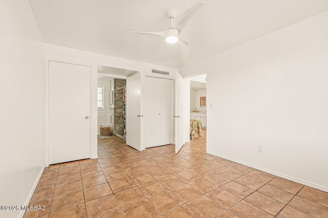 344 S Paseo Pena Apt B, Green Valley, AZ 85614