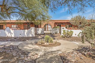 344 S Paseo Pena Apt B, Green Valley, AZ 85614