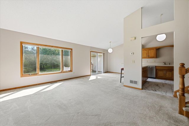 5758 Heather Ridge Drive, Shoreview, MN 55126