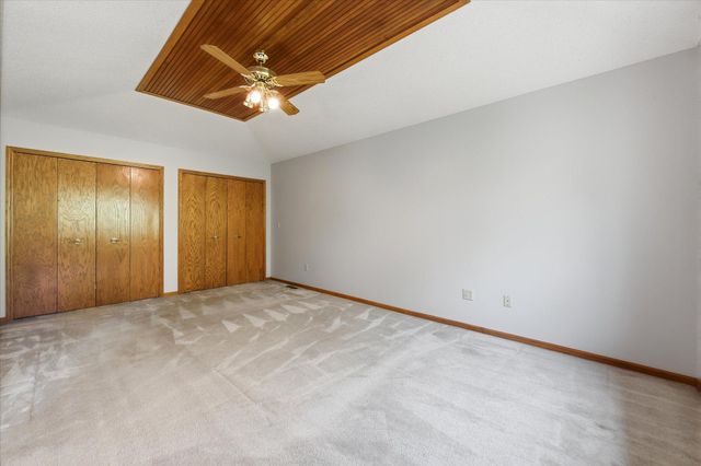 5758 Heather Ridge Drive, Shoreview, MN 55126