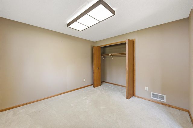 5758 Heather Ridge Drive, Shoreview, MN 55126
