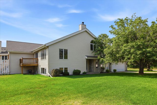 5758 Heather Ridge Drive, Shoreview, MN 55126
