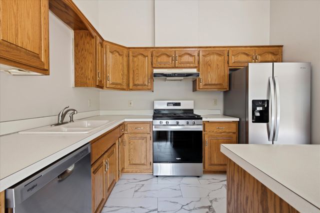 5758 Heather Ridge Drive, Shoreview, MN 55126