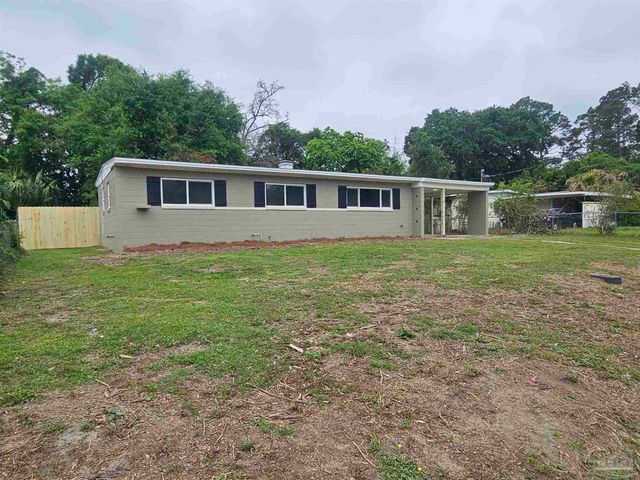 27 Feldor Dr, Pensacola, FL 32506