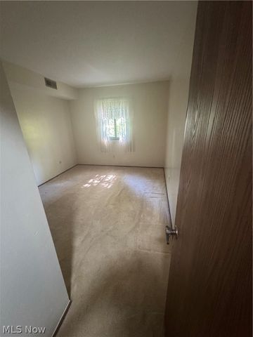 131 Kimrose Lane, Broadview Heights, OH 44147