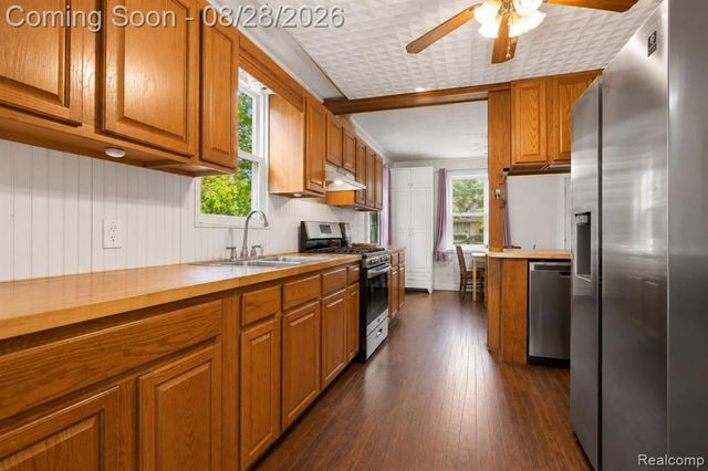 1188 Harding Drive, Flint, MI 48507
