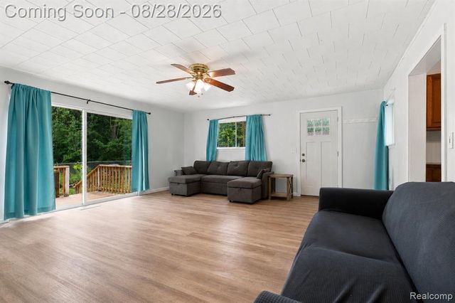 1188 Harding Drive, Flint, MI 48507