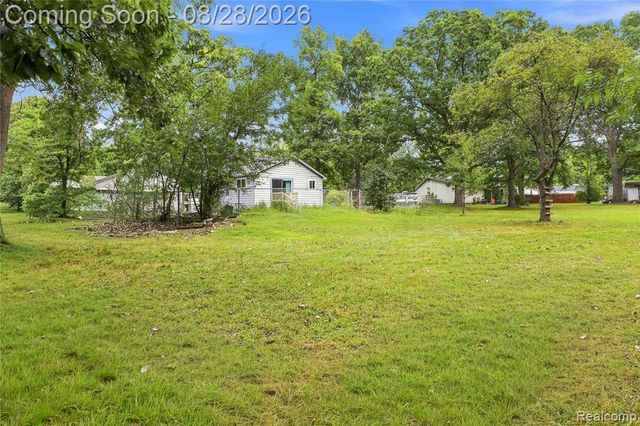 1188 Harding Drive, Flint, MI 48507