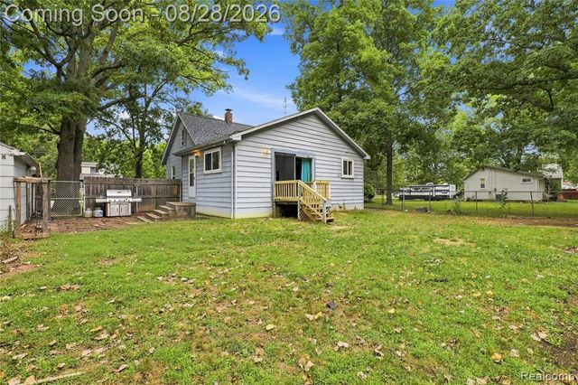1188 Harding Drive, Flint, MI 48507