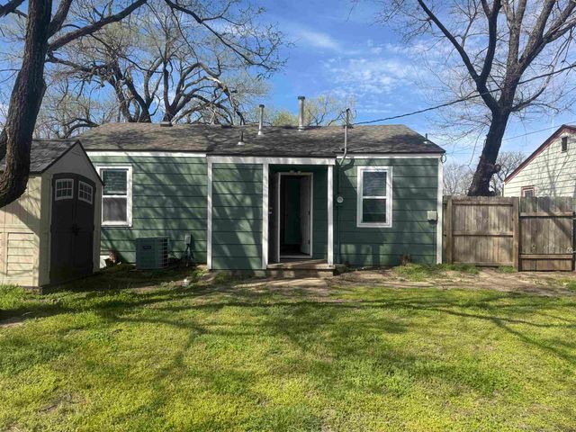 1832 N Minneapolis St, Wichita, KS 67214