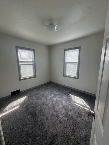 1832 N Minneapolis St, Wichita, KS 67214