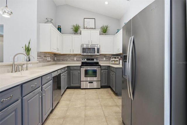 13025 NE 7TH LANE, Silver Springs, FL 34488