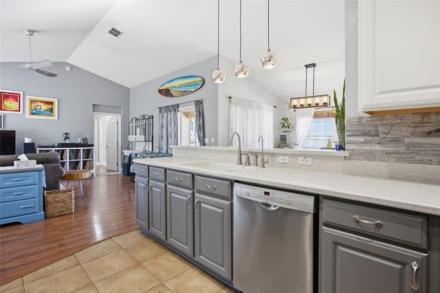 13025 NE 7TH LANE, Silver Springs, FL 34488