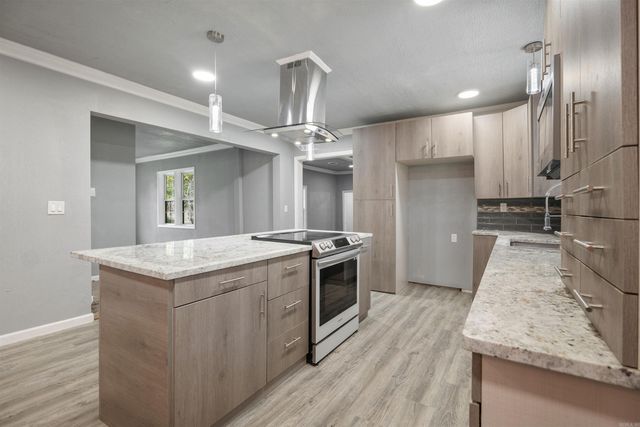 415 W Pine Street, Pocahontas, AR 72455