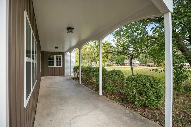 415 W Pine Street, Pocahontas, AR 72455