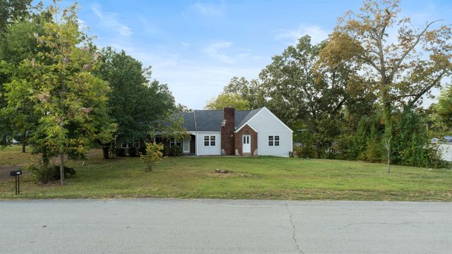 415 W Pine Street, Pocahontas, AR 72455