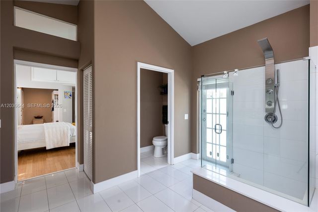 1171 Laguna Springs Dr, Weston, FL 33326