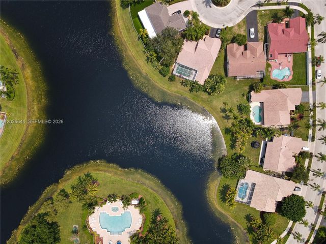 1171 Laguna Springs Dr, Weston, FL 33326