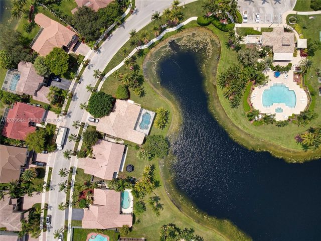 1171 Laguna Springs Dr, Weston, FL 33326