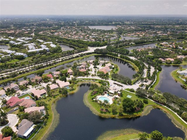 1171 Laguna Springs Dr, Weston, FL 33326
