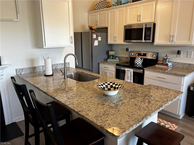 3193 Tidal Bay LN, Virginia Beach, VA 23451