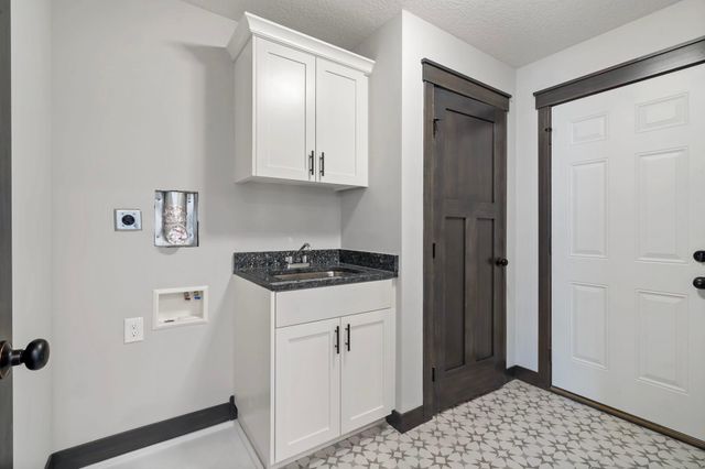 13566 Blackbird Way, Rosemount, MN 55068