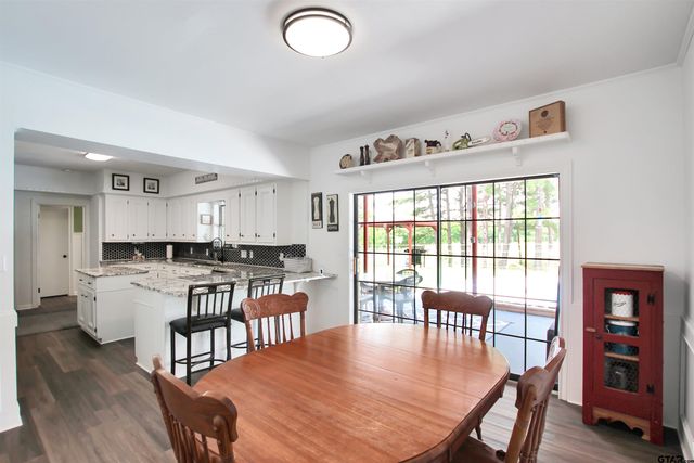 19413 US Hwy 79 E, Jacksonville, TX 75766