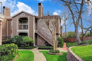 1880 White Oak Drive 107, Houston, TX 77009