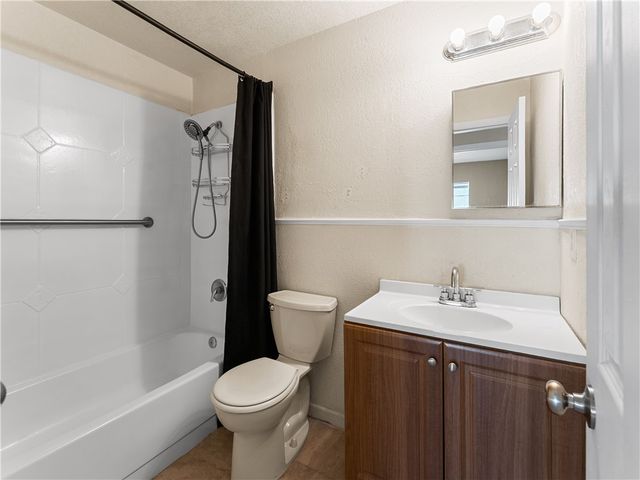 304 8th Avenue SW, Vero Beach, FL 32962