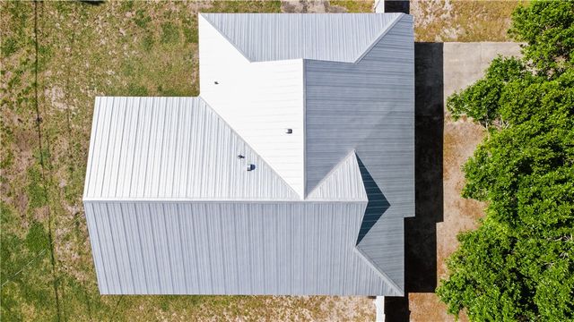 304 8th Avenue SW, Vero Beach, FL 32962