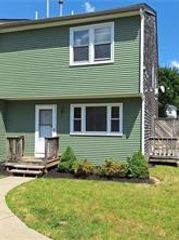 34 Manchester Street C, West Warwick, RI 02893
