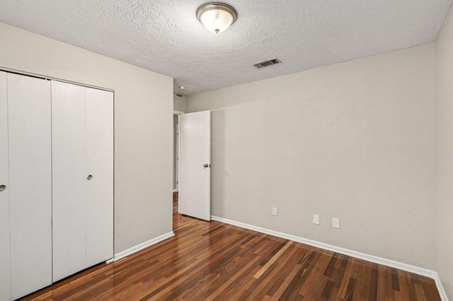 62 W Timberspire Court, Spring, TX 77380