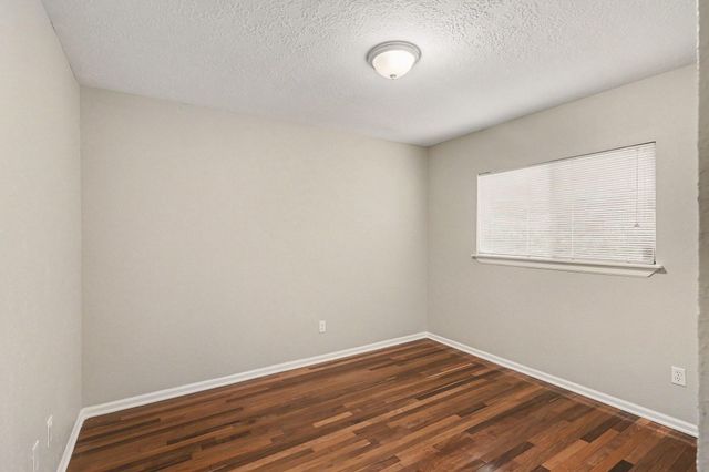 62 W Timberspire Court, Spring, TX 77380