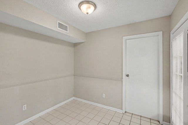 62 W Timberspire Court, Spring, TX 77380