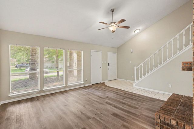 62 W Timberspire Court, Spring, TX 77380