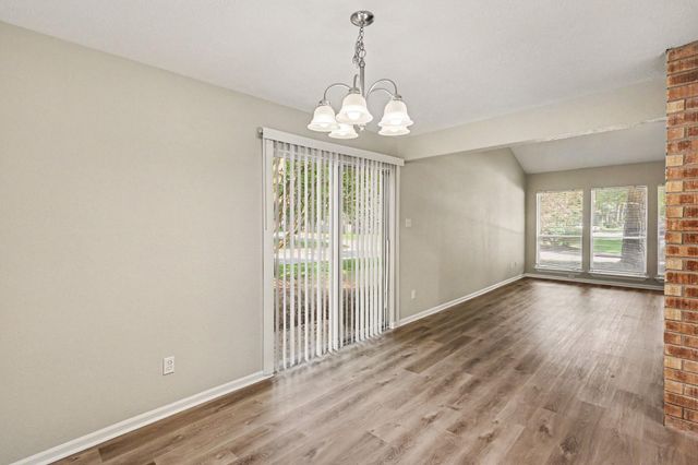 62 W Timberspire Court, Spring, TX 77380