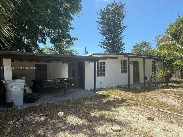 5264 NE 15th Avenue, Pompano Beach, FL 33064