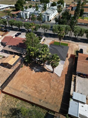 1510 E Eureka, San Bernardino, CA 92404