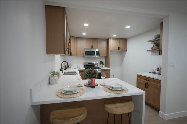 1510 E Eureka, San Bernardino, CA 92404