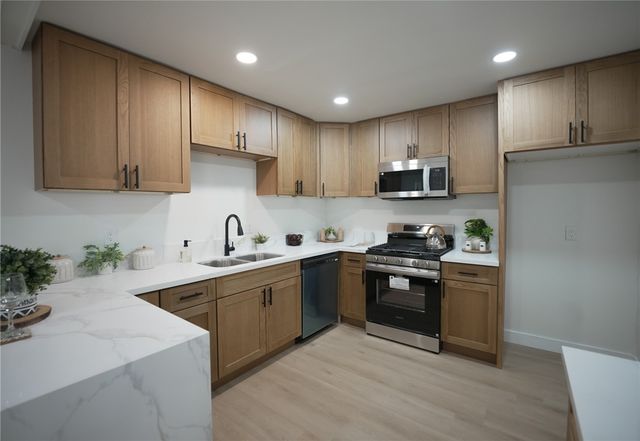 1510 E Eureka, San Bernardino, CA 92404