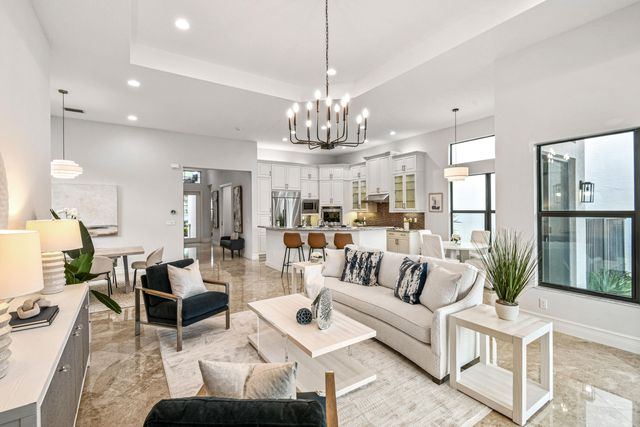 9512 Eden Roc Court, Delray Beach, FL 33446