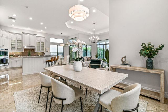 9512 Eden Roc Court, Delray Beach, FL 33446