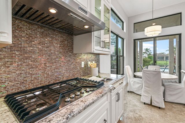 9512 Eden Roc Court, Delray Beach, FL 33446